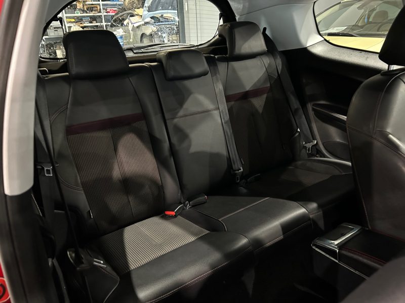 PEUGEOT 208 1.6 E-HDI 92CH 