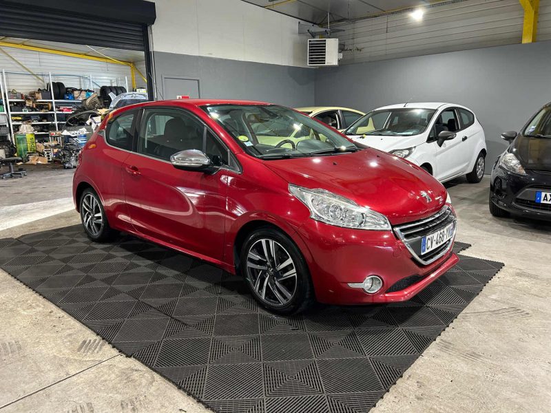 PEUGEOT 208 1.6 E-HDI 92CH 