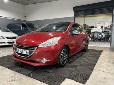 PEUGEOT 208 1.6 E-HDI 92CH 