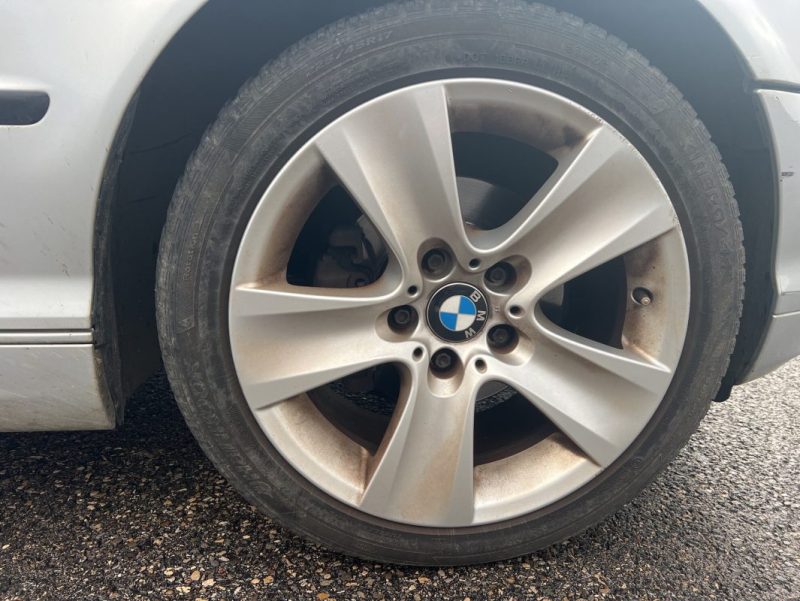 B.M.W. SERIE 3 323I E46 170CH 1998