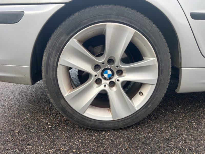 B.M.W. SERIE 3 323I E46 170CH 1998