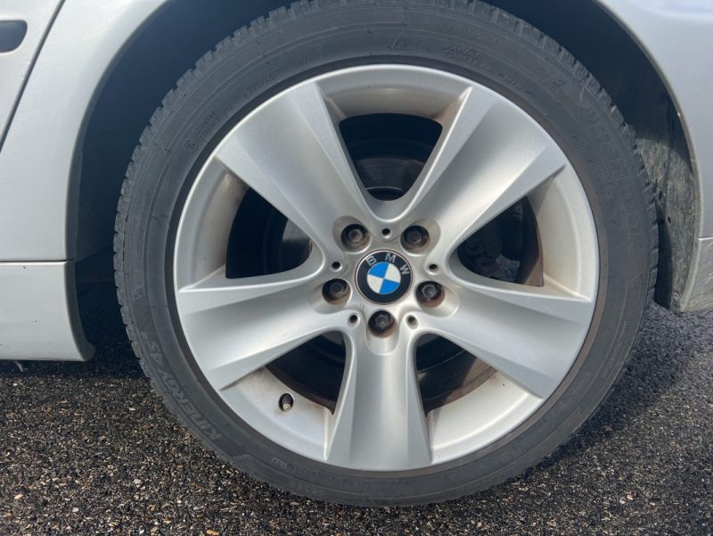 B.M.W. SERIE 3 323I E46 170CH 1998