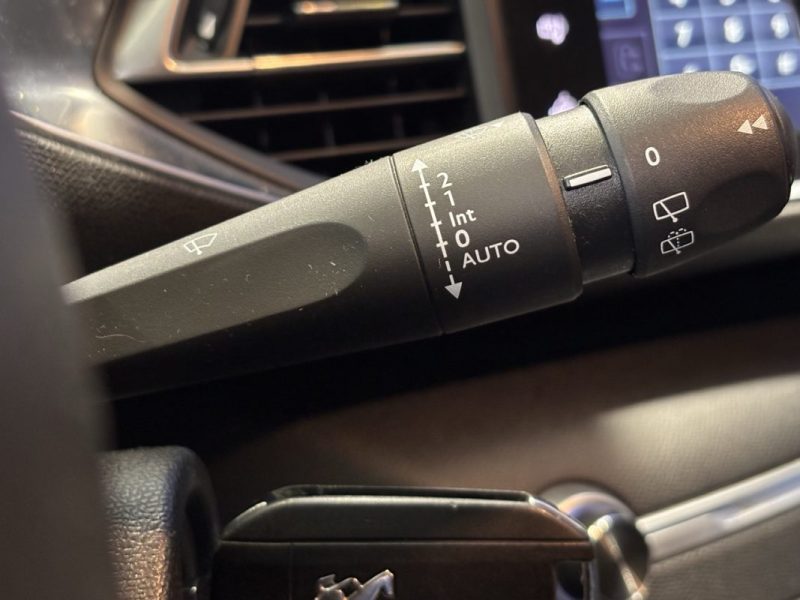 PEUGEOT 308 II 1.6 BLUEHDI 120CH STYLE S&S EAT6 2017