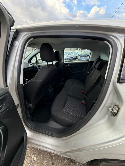 PEUGEOT 208 1.6 BLUEHDI 100CH ALLURE 5P 2016