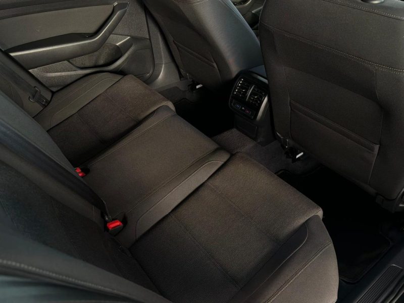VW Passat 1.5 TSI 150ch 🚗 CarPlay 📱 Radar 🔊 Reprise 🔄 Garantie 🛡️