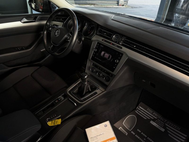 VW Passat 1.5 TSI 150ch 🚗 CarPlay 📱 Radar 🔊 Reprise 🔄 Garantie 🛡️