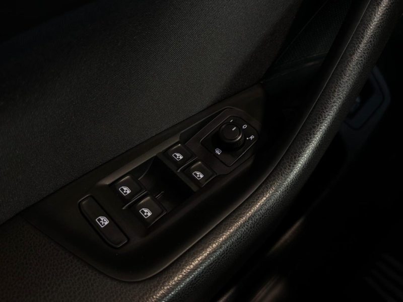 VW Passat 1.5 TSI 150ch 🚗 CarPlay 📱 Radar 🔊 Reprise 🔄 Garantie 🛡️