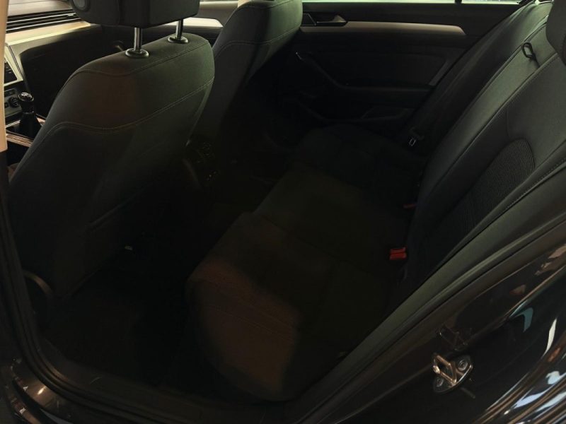 VW Passat 1.5 TSI 150ch 🚗 CarPlay 📱 Radar 🔊 Reprise 🔄 Garantie 🛡️