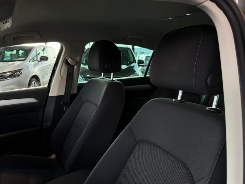 VW Passat 1.5 TSI 150ch 🚗 CarPlay 📱 Radar 🔊 Reprise 🔄 Garantie 🛡️