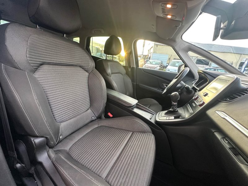 RENAULT SCENIC IV 1.7 BLUE DCI 120CH BUSINESS INTENS EDC 2020