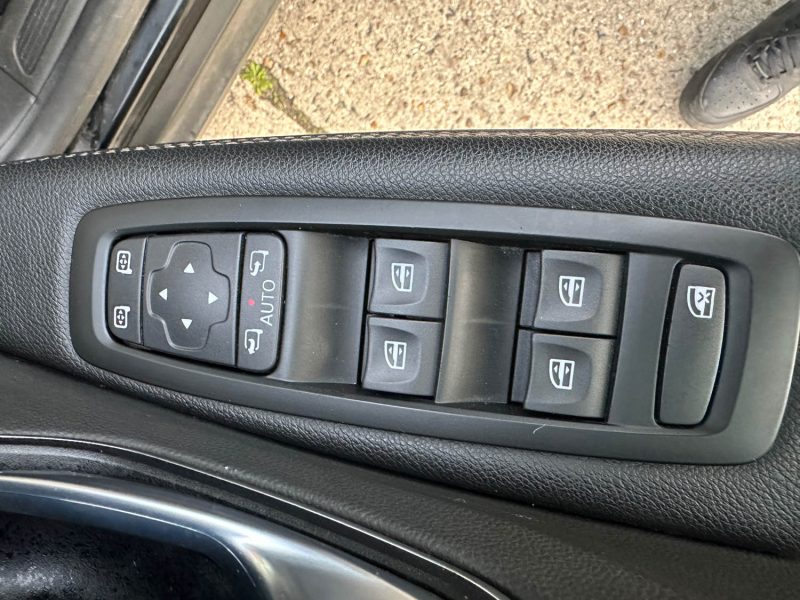 RENAULT SCENIC IV 1.7 BLUE DCI 120CH BUSINESS INTENS EDC 2020
