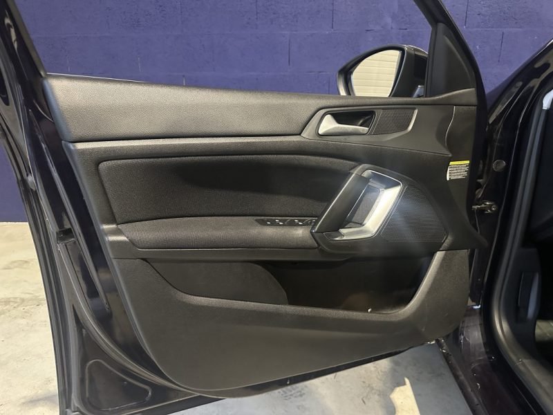 PEUGEOT 308 1.2 110 BVM  ALLURE / CAR PLAY / ATTELAGE  2020