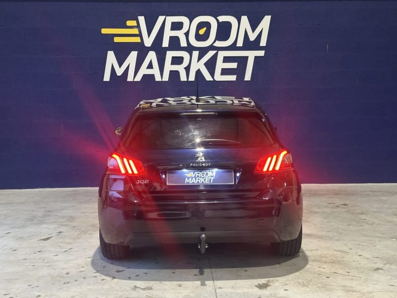 PEUGEOT 308 1.2 110 BVM  ALLURE / CAR PLAY / ATTELAGE  2020
