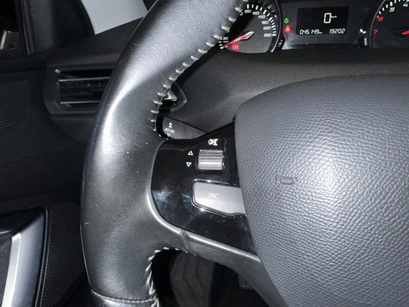 PEUGEOT 308 1.2 110 BVM  ALLURE / CAR PLAY / ATTELAGE  2020