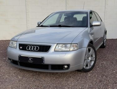 AUDI S3 8L 1.8 Turbo 210ch QUATTRO / SIÈGES RECARO / SUIVI COMPLET 