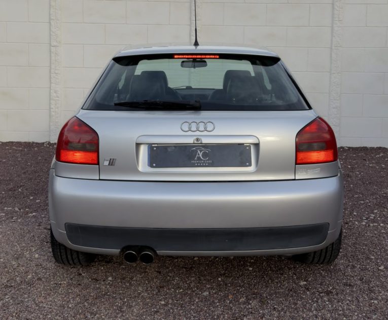 AUDI S3 8L 1.8 Turbo 210ch QUATTRO / SIÈGES RECARO / SUIVI COMPLET 