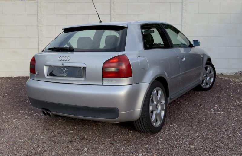 AUDI S3 8L 1.8 Turbo 210ch QUATTRO / SIÈGES RECARO / SUIVI COMPLET 