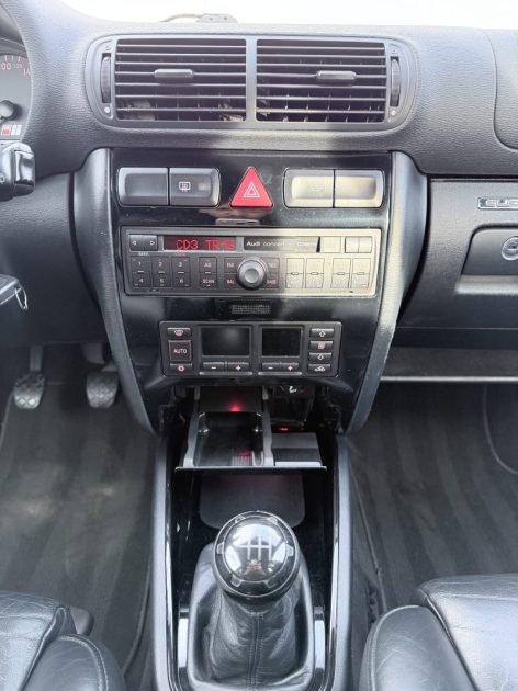 AUDI S3 8L 1.8 Turbo 210ch QUATTRO / SIÈGES RECARO / SUIVI COMPLET 