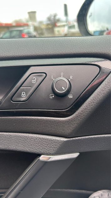 VOLKSWAGEN GOLF 7 (VII) 2.0 GTD 184CV SPORT AND SOUND - ENTRETIENT COMPLET  - GARANTIE 6 MOIS 