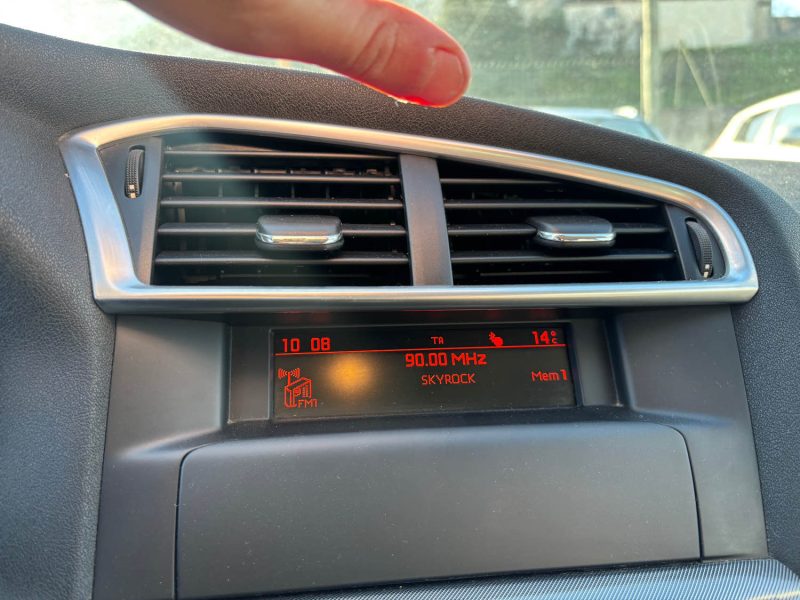 CITROEN C4 II 1.6 VTI 120 1598CM3 120CV  2012