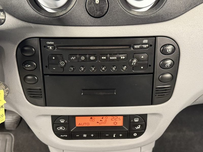 CITROEN C3 1.4 73 Cv CLIMATISATION REGULATEUR DE VITESSE - GARANTIE 1 AN
