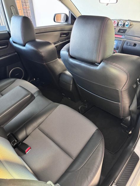  Mazda 3 MPS 2.3 Turbo 260ch  2007 • 80 400 km • Garantie 12 mois 