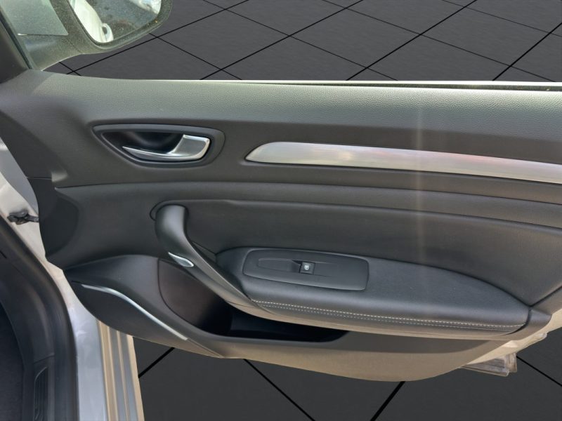 RENAULT MEGANE IV 1.6 DCI 130CH ENERGY INTENS