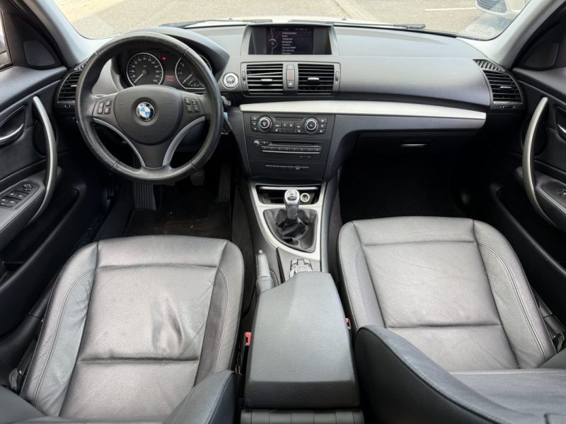 BMW Série 1 (E81/E87) 116i 122ch Luxe ( Véhicule Pour Marchand ou Mécanicien )
