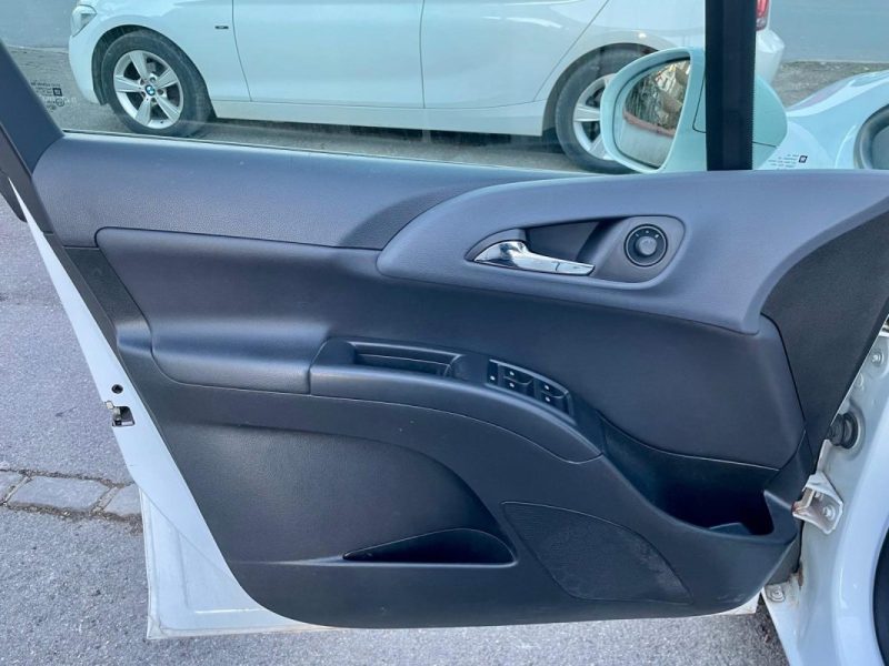 OPEL MERIVA 1.7 CDTI 110 COSMO PACK