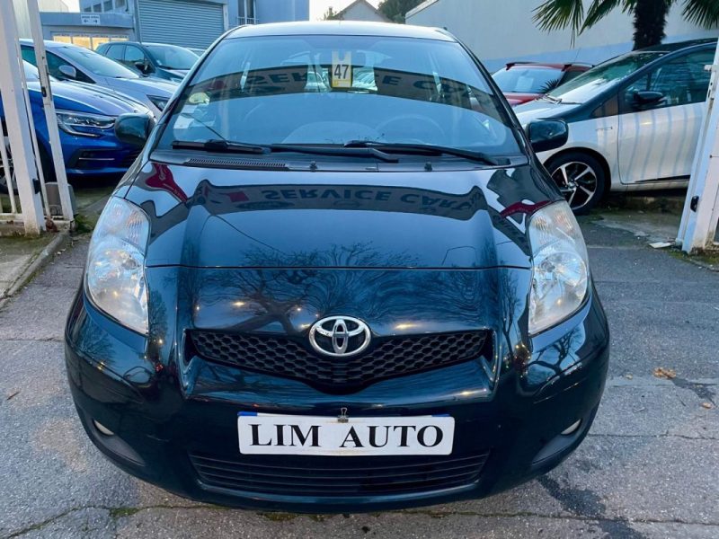 TOYOTA YARIS 1.3 VVT-I 100 CONFORT 