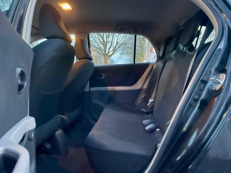 TOYOTA YARIS 1.3 VVT-I 100 CONFORT 