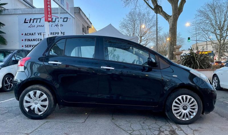 TOYOTA YARIS 1.3 VVT-I 100 CONFORT 