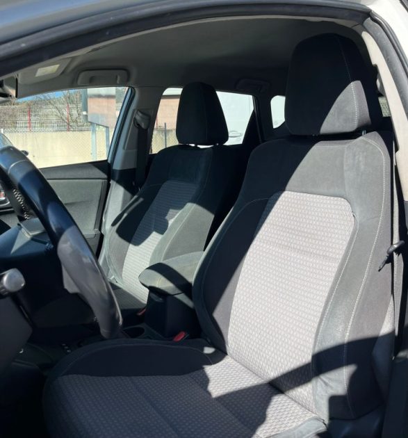 TOYOTA AURIS  2017 COLLECTION