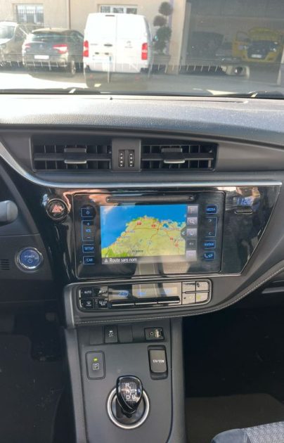 TOYOTA AURIS  2017 COLLECTION