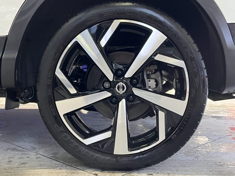 NISSAN QASHQAI 2 1.3 DIG-T 140CH TEKNA+ TOIT PANORAMIQUE