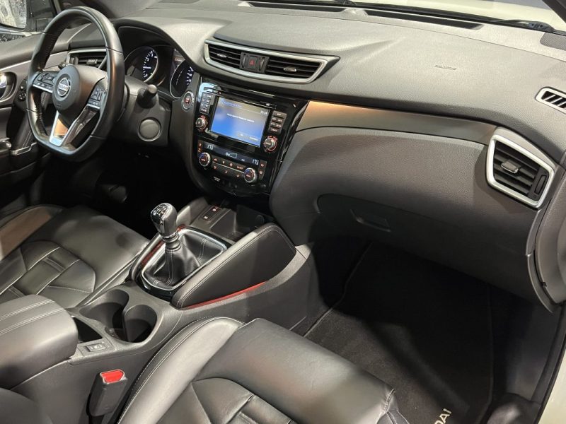 NISSAN QASHQAI 2 1.3 DIG-T 140CH TEKNA+ TOIT PANORAMIQUE