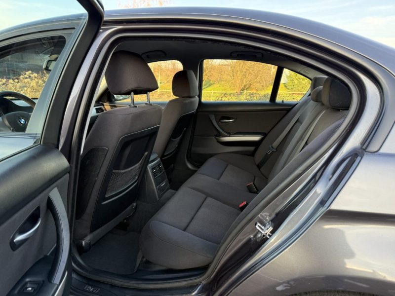 BMW Série 3 V (E90) 320i 150ch Sport Garantie 6 Mois