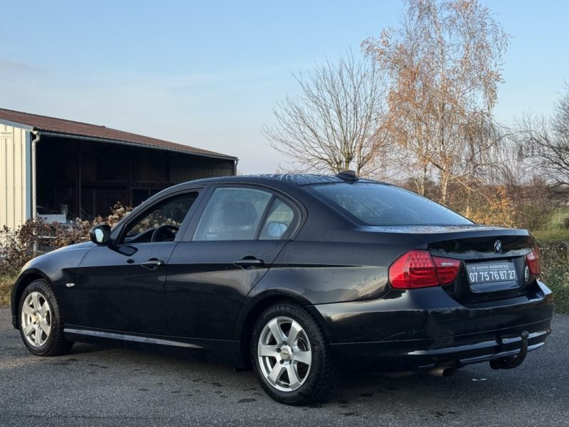 BMW Série 3 V (E90) 318i 143ch Sport Design 1éré Main Garantie 6 Mois