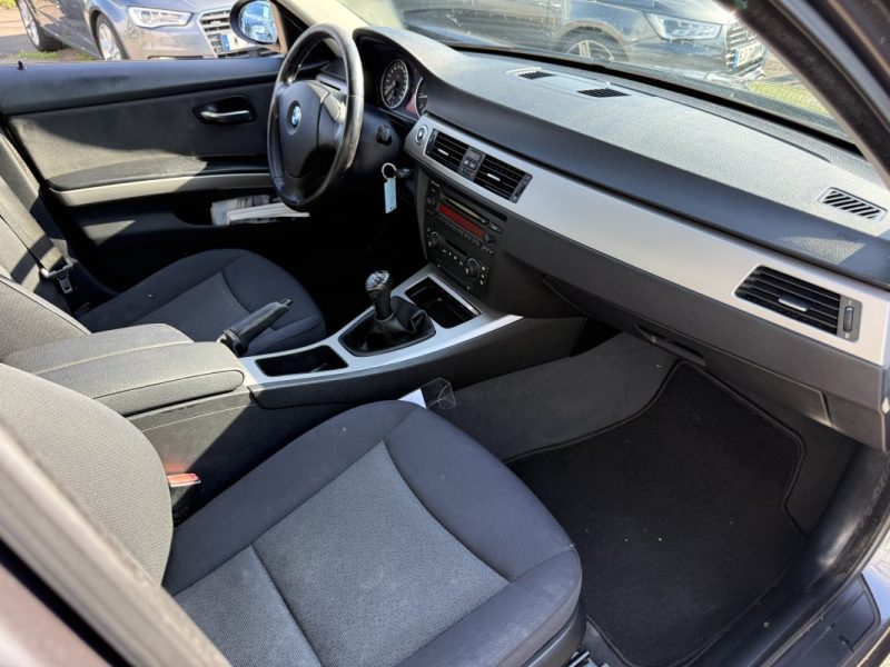 BMW Série 3 V (E90) 320i 150ch Sport Garantie 6 Mois
