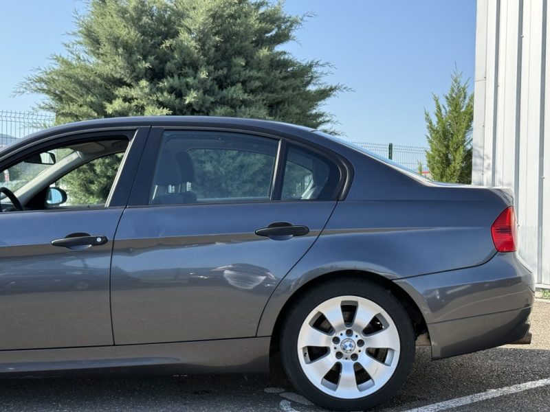 BMW Série 3 V (E90) 320i 150ch Sport Garantie 6 Mois