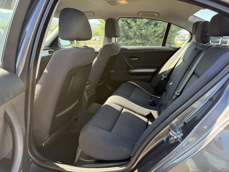 BMW Série 3 V (E90) 320i 150ch Sport Garantie 6 Mois
