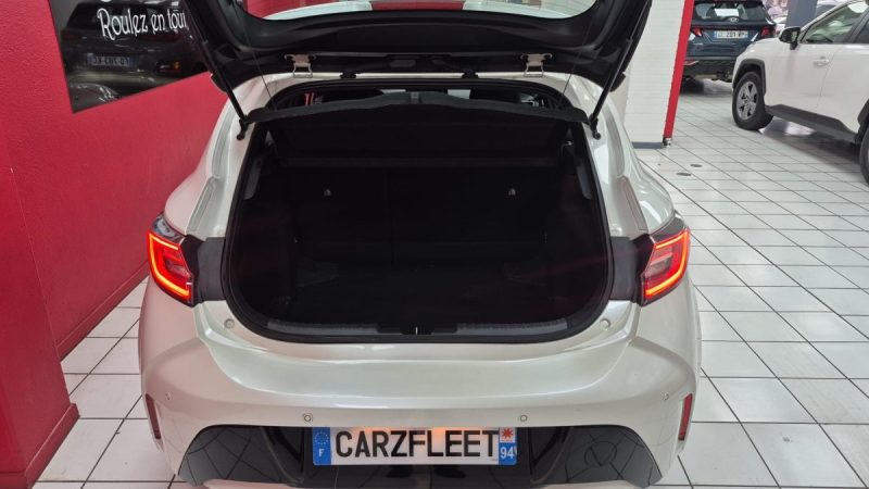 TOYOTA COROLLA BERLINE HYBRIDE 122cv DYNAMIC BUSINESS/1 ERE MAIN/TVA RECUPERABLE