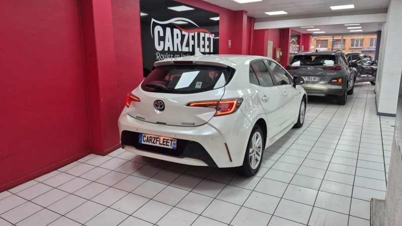 TOYOTA COROLLA BERLINE HYBRIDE 122cv DYNAMIC BUSINESS/1 ERE MAIN/TVA RECUPERABLE