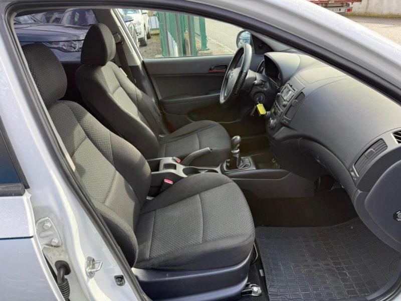 HYUNDAI I 30 1.6l CRDI 90CV PACK CONFORT BVM6