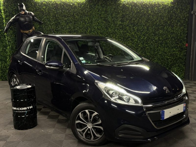 PEUGEOT 208 1.2 82 Cv 5 PLACES ECRAN TACTILE BLUETOOTH - CRIT AIR 1 - GARANTIE 1 AN 