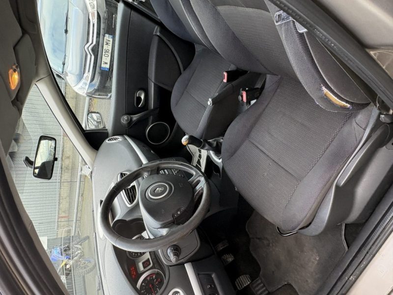 RENAULT CLIO III 1.5 DCI 85 DYNAMIQUE 2008