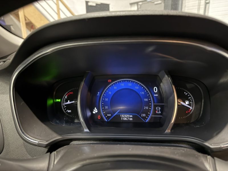 Renault MEGANE IV 1.5 BLUE DCI 115CH BUSINESS / APPLE CARPLAY / KIT DISTRIBUTION OK