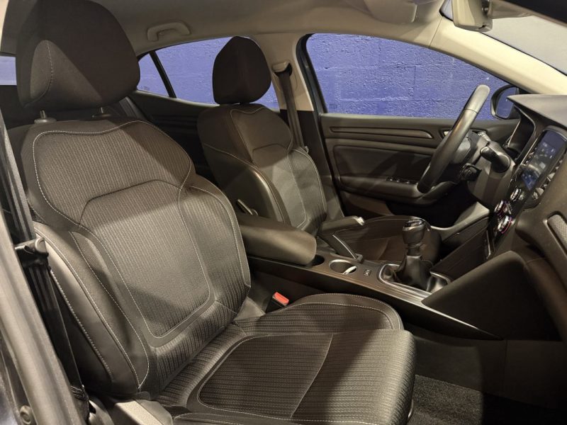 Renault MEGANE IV 1.5 BLUE DCI 115CH BUSINESS / APPLE CARPLAY / KIT DISTRIBUTION OK