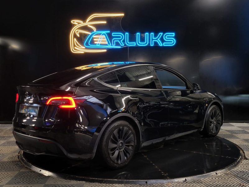 TESLA MODEL Y Standard PROPULSION / SIEGES ELECTRIQUES + SIEGES AV & AR CHAUFFANTS /