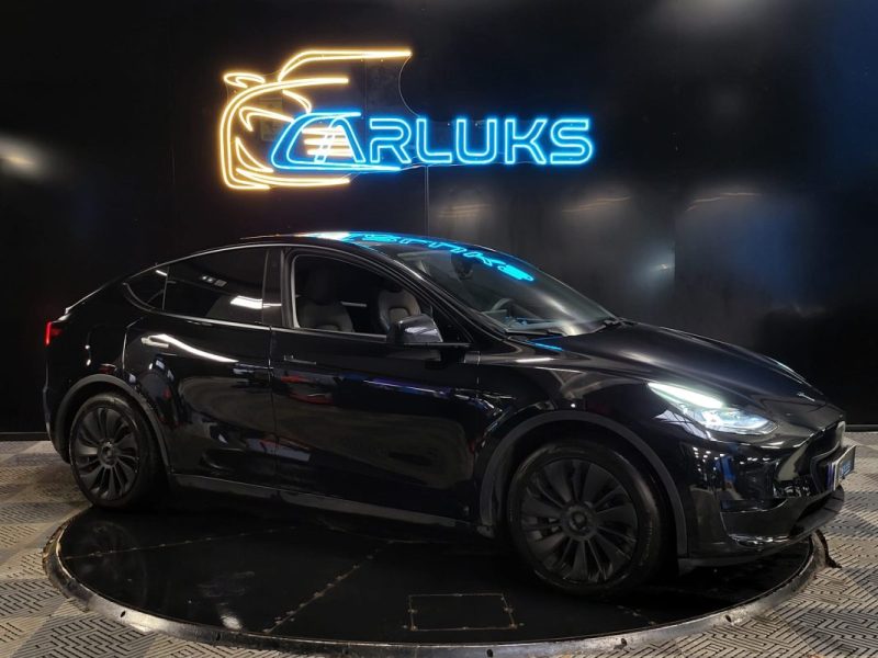 TESLA MODEL Y Standard PROPULSION / SIEGES ELECTRIQUES + SIEGES AV & AR CHAUFFANTS /